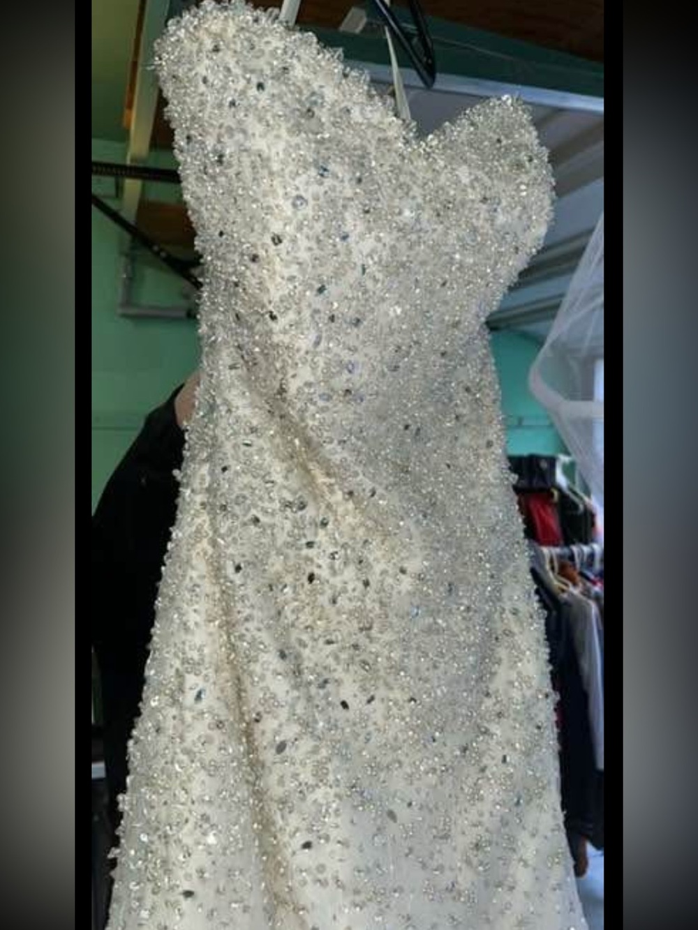 Mori Lee by Madeline Gardner wedding dress with matching Vail - Picture 2 of 10